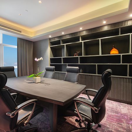 Crowne Plaza Manila Galleria By Ihg Pasig City Eksteriør bilde